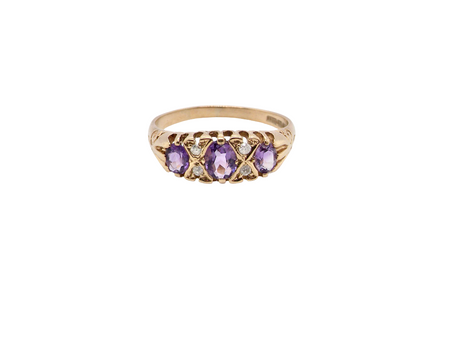 A 9 carat gold dress ring, based on a Victorian style, this reproduction faithfully copies the design from that iconic era.

