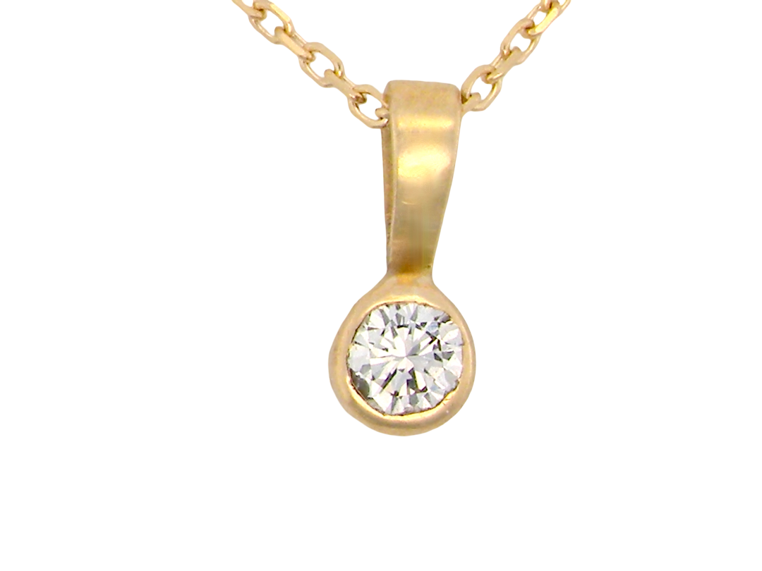 A 9 carat gold pendant that features a single brilliant cut white diamond. This measures 4mm 