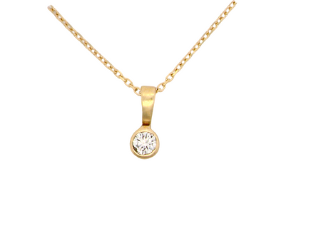 A 9 carat gold pendant that features a single brilliant cut white diamond. This measures 4mm (est 0,25 carats)
