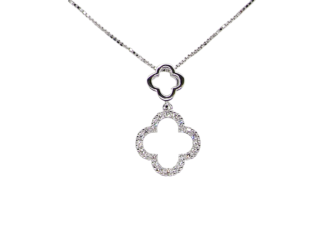 A 9 carat white gold pendant in the 'Alhambra' style. Set with twenty four small white diamonds, 