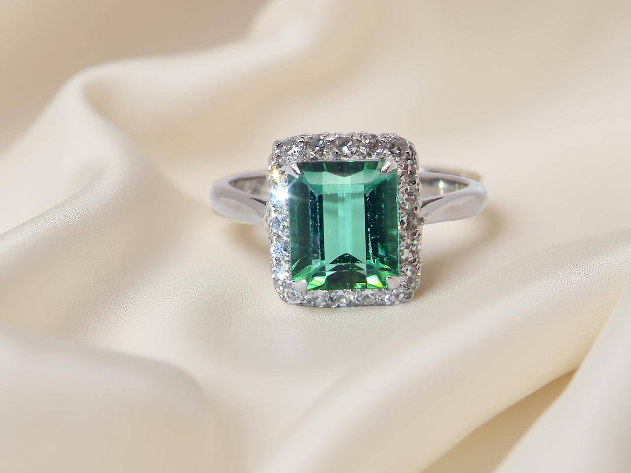 A A fine Green Tourmaline and Diamond ring