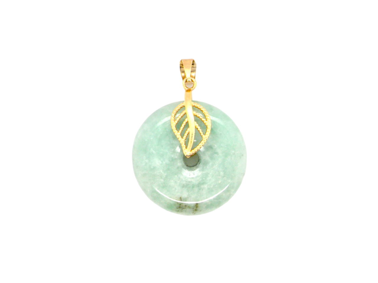 A Chinese jade pendant