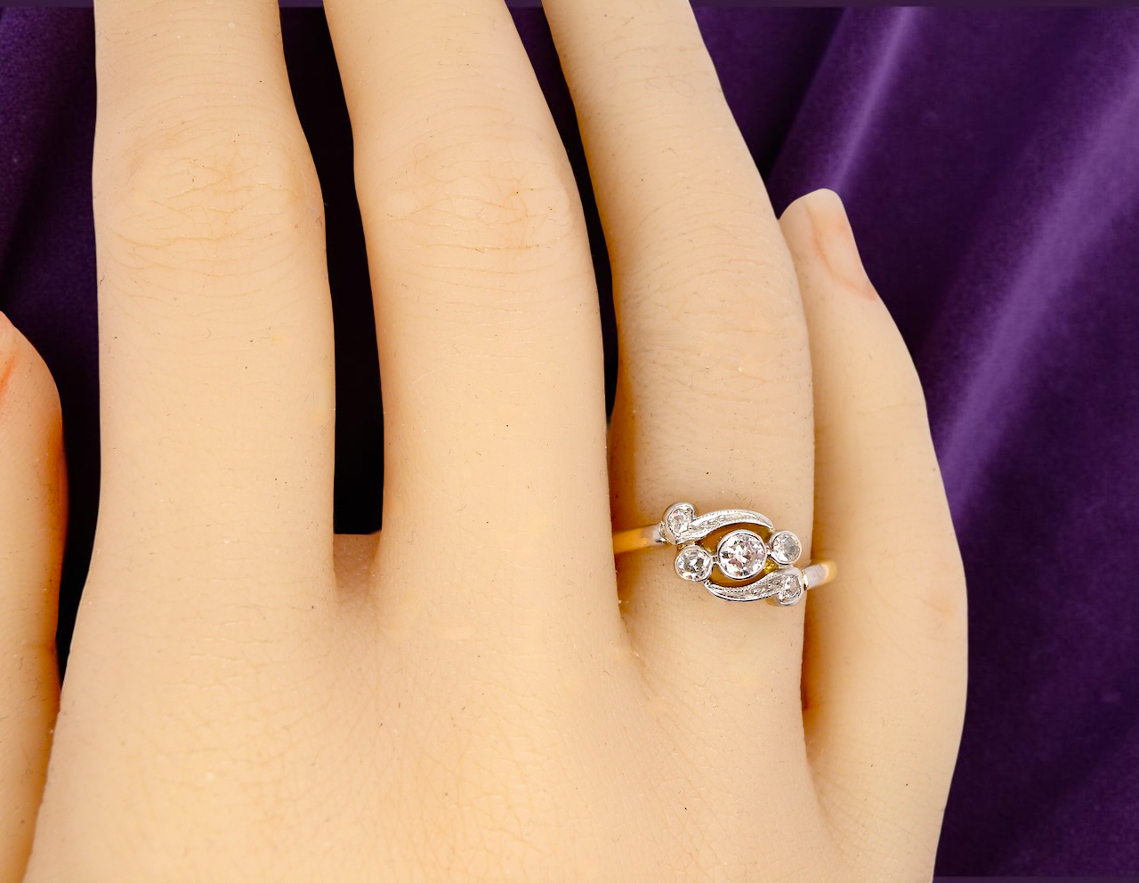 A Vintage Platinum &amp; 18 carat Gold Diamond Crossover Ring (c.1930–1940)