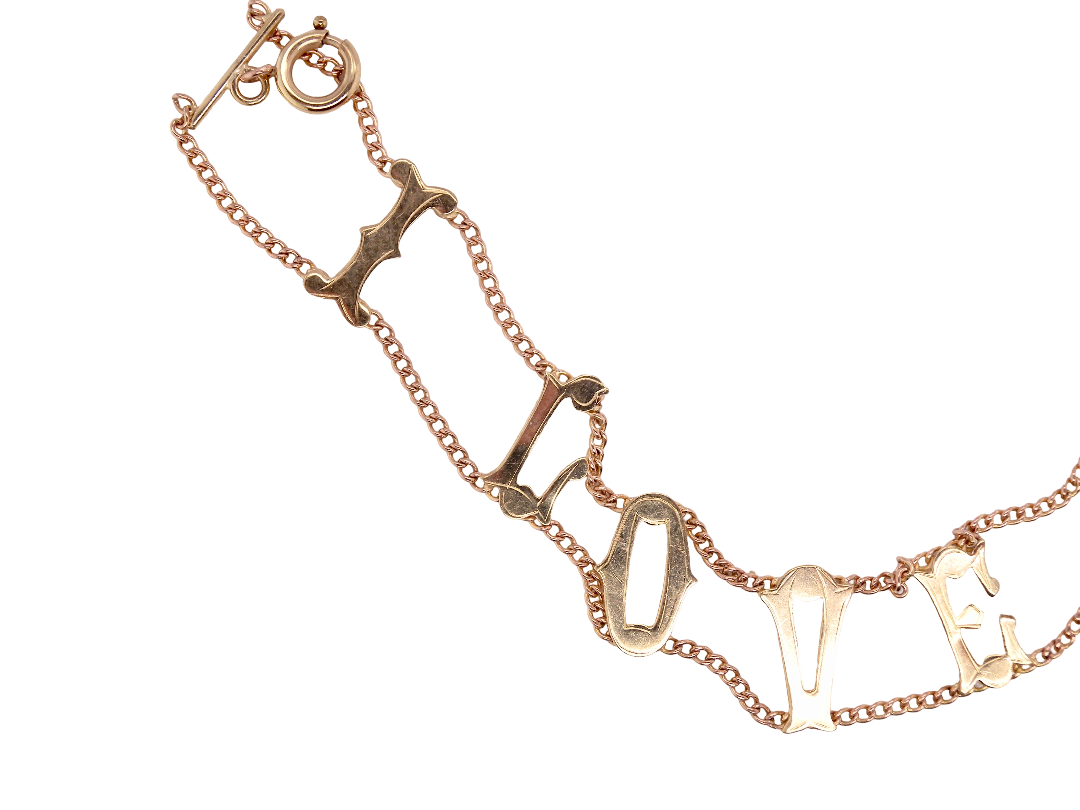 A bracelet I LOVE YOU