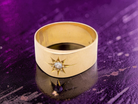 A fine and unusual early 20th-century signet-style ring, 18 carat yellow gold.