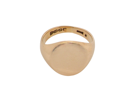 A mans 18 carat gold signet ring