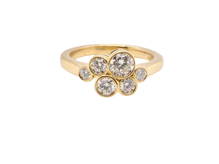 A modern Diamond Cluster Ring