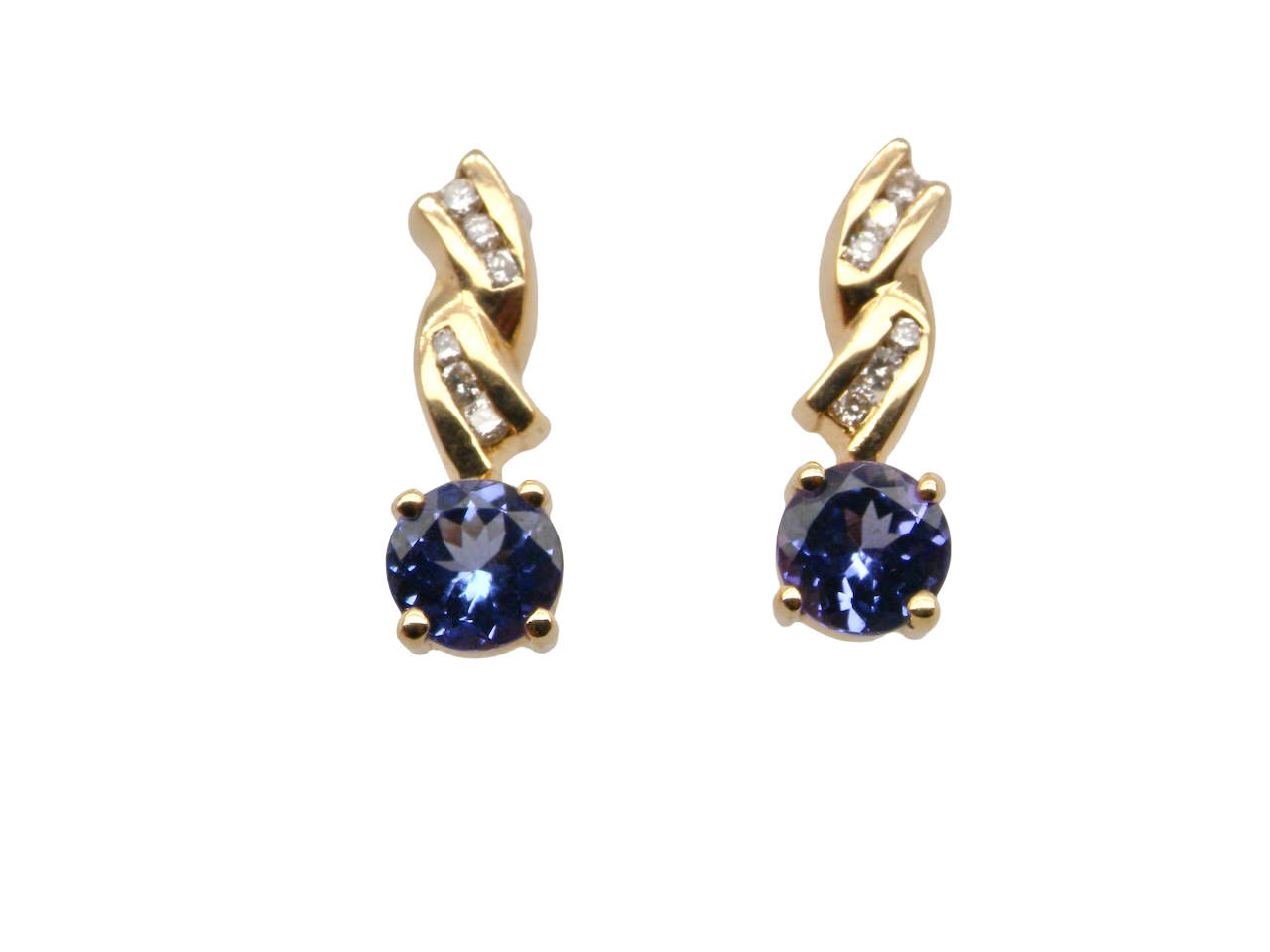 A pretty pair of Tanzanite & Diamond Drop Earrings