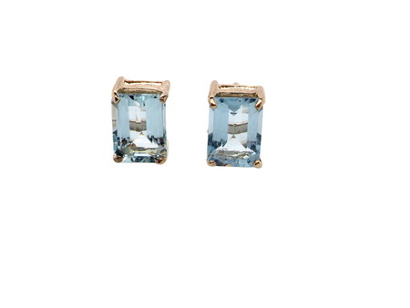 A pair of aquamarine earrings