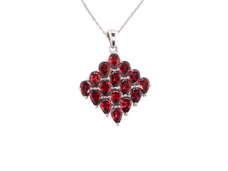 A silver Garnet pendant