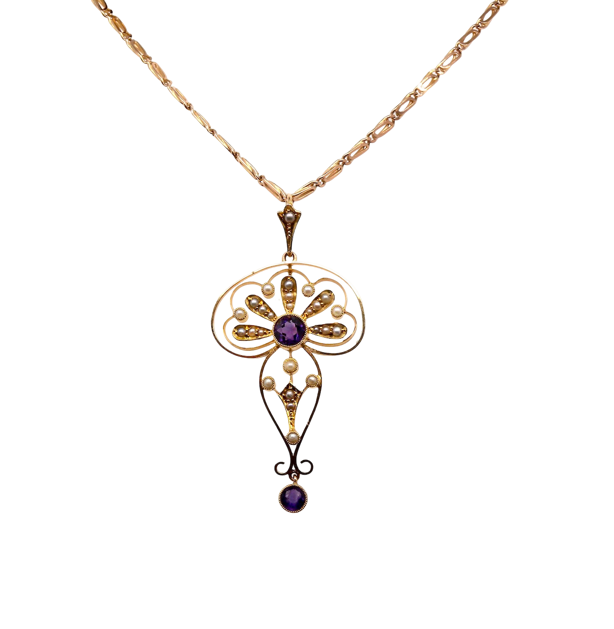 A truly beautiful Edwardian period. This elegant piece typifies the glamour of the period, set with pearls and amethysts.
