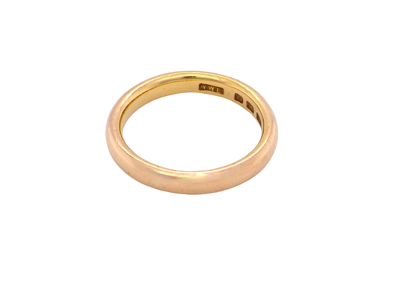 A vintage wedding ring, hallmarked London 1949. 22 carat gold, width 3.5mm.

Weight 6.5 grams.&nbsp;