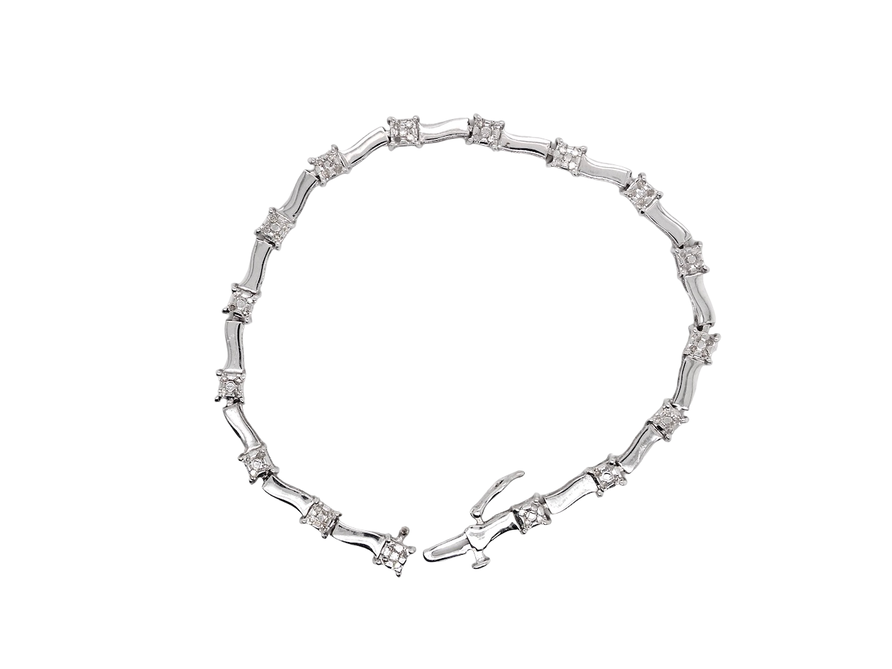 A white gold diamond bracelet