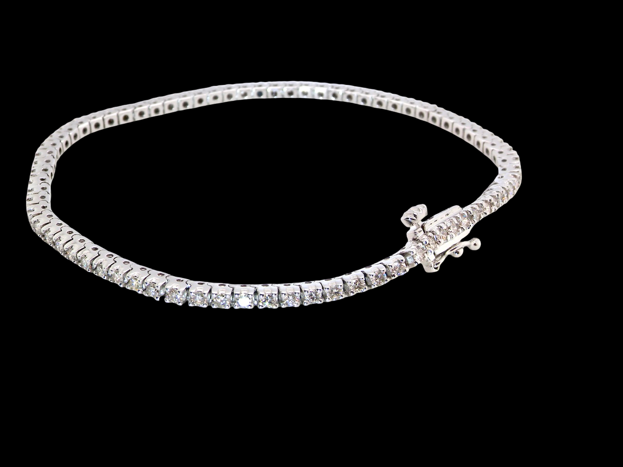 An Ever-Popular Classic: Diamond Line Bracelet A
