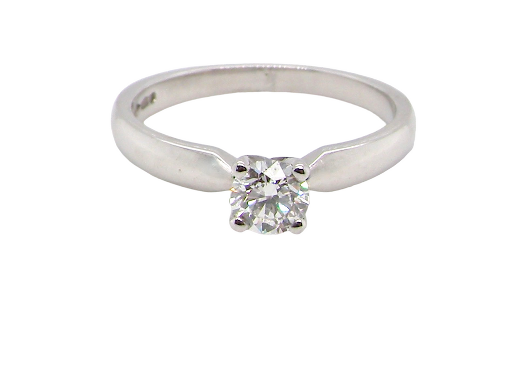  solitaire diamond ring