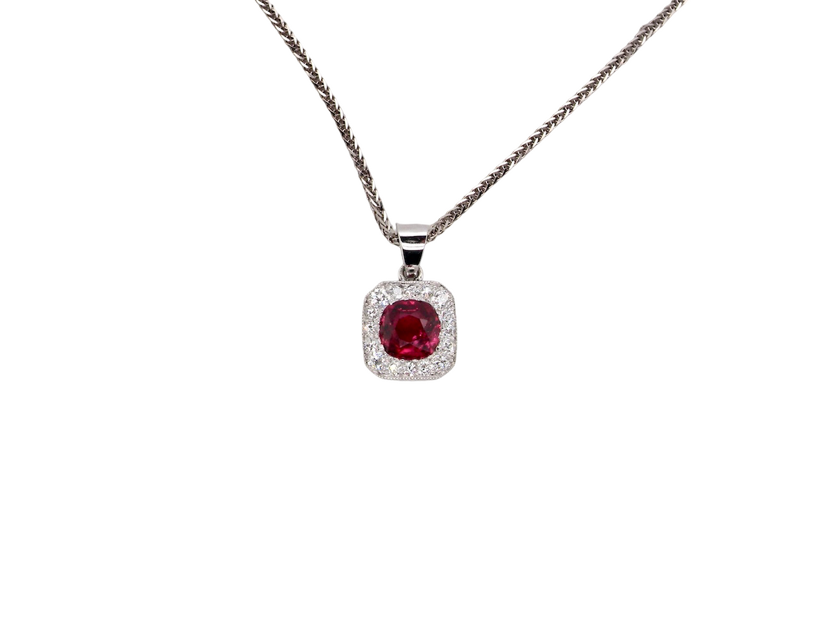 ♥️ A fine Ruby and Diamond pendant – Vintage Tom