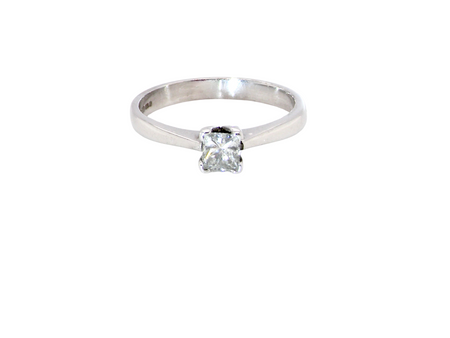 A Princess Cut solitaire diamond ring