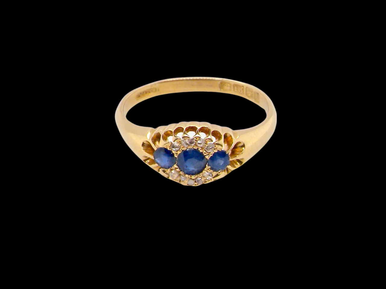 VINTAGE Edwardian sapphire and diamond ring