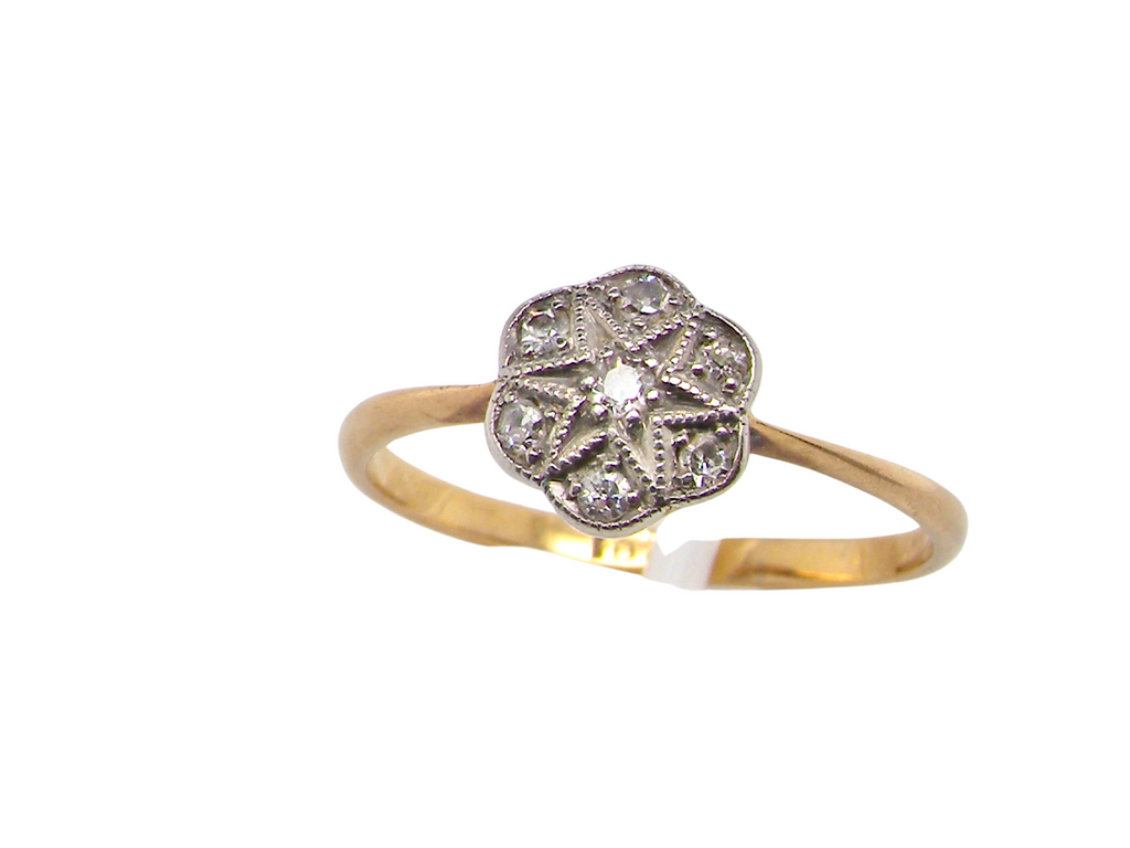 A vintage diamond  ring