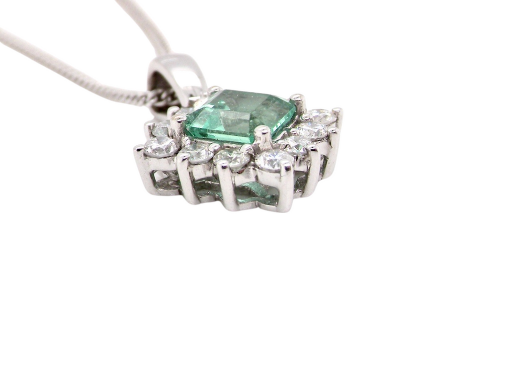  emerald and diamond pendant