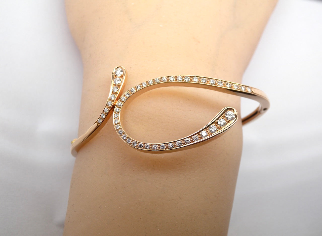 Diamond bangle