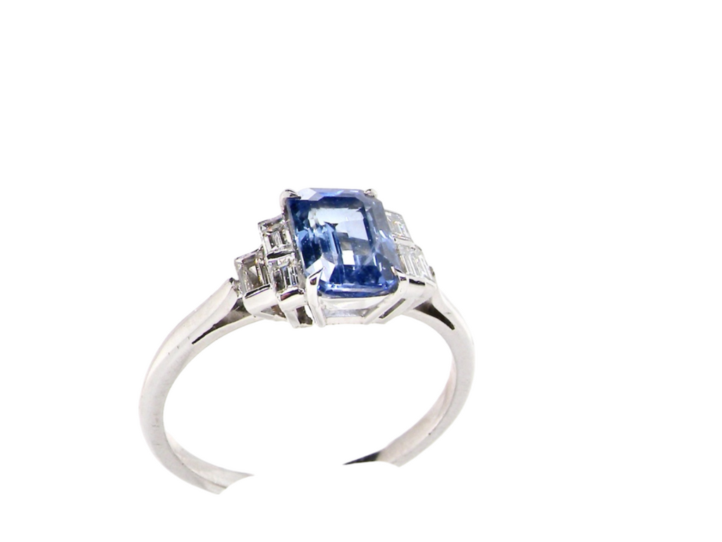 modern sapphire and diamond ring