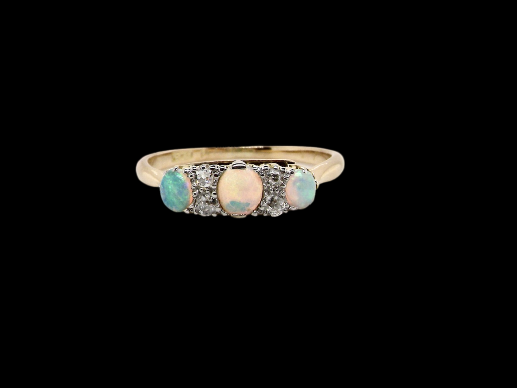  vintage opal and diamond ring
