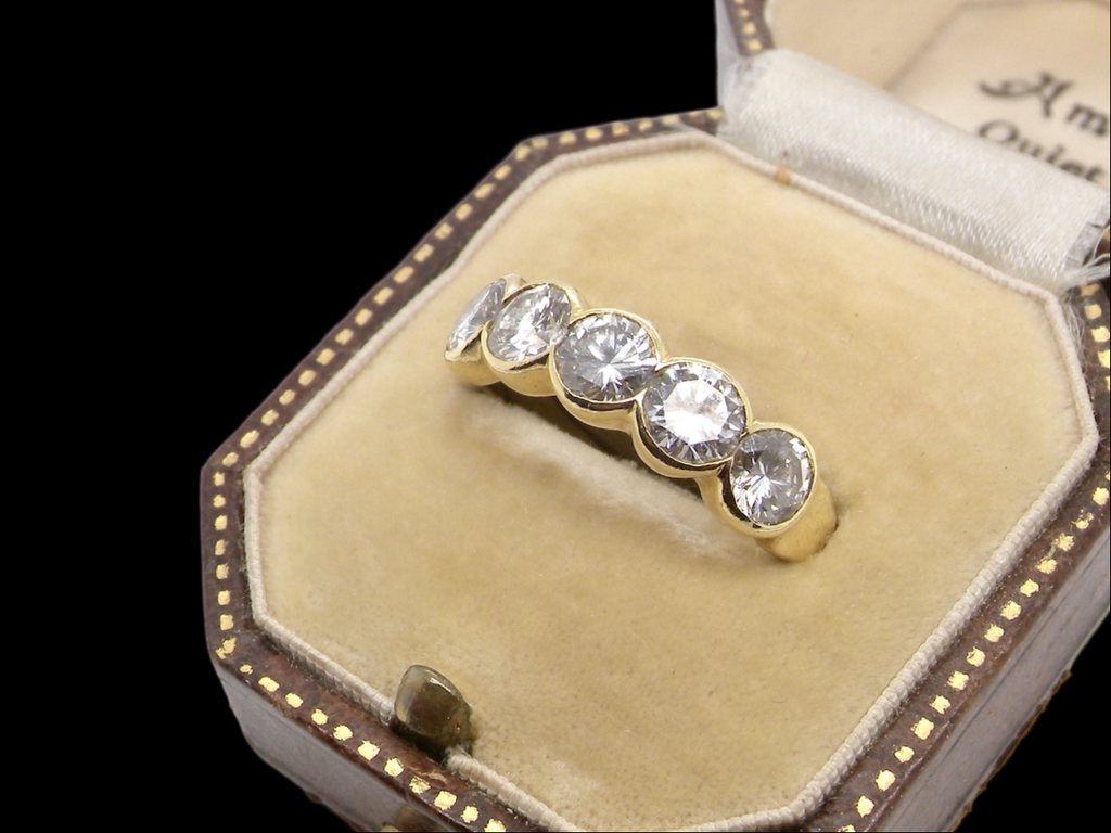 A 5 stone Diamond Ring