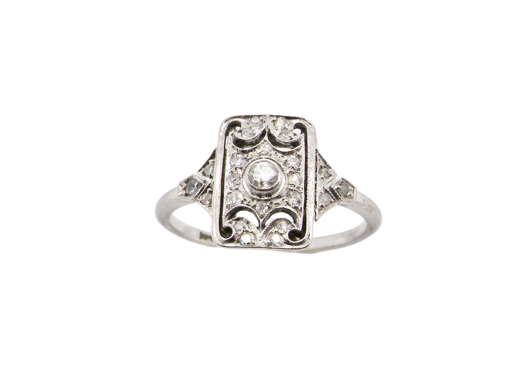 A panel shaped Art Deco Diamond Ring