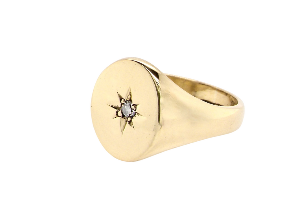 A man's 18 carat gold signet ring
