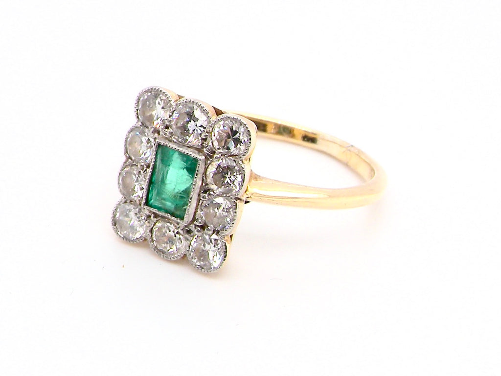 fine emerald and diamond ring