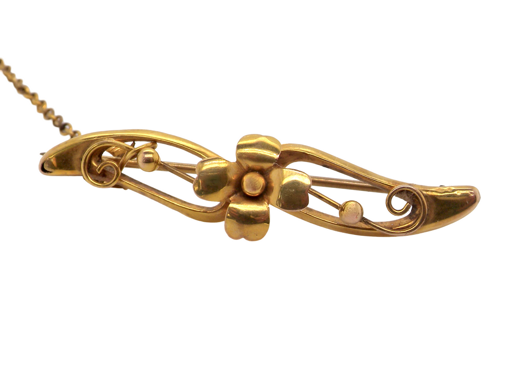 An antique bar brooch