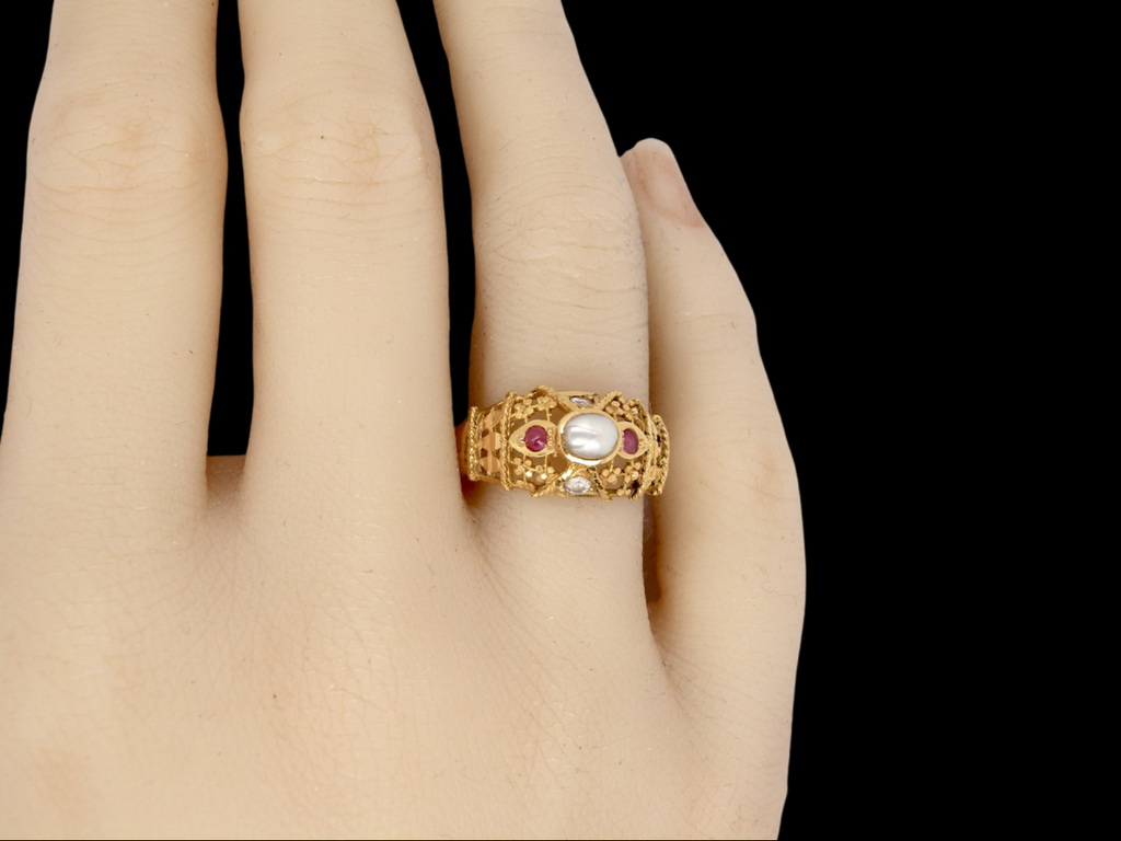  high carat gold ruby and pearl dress ring
