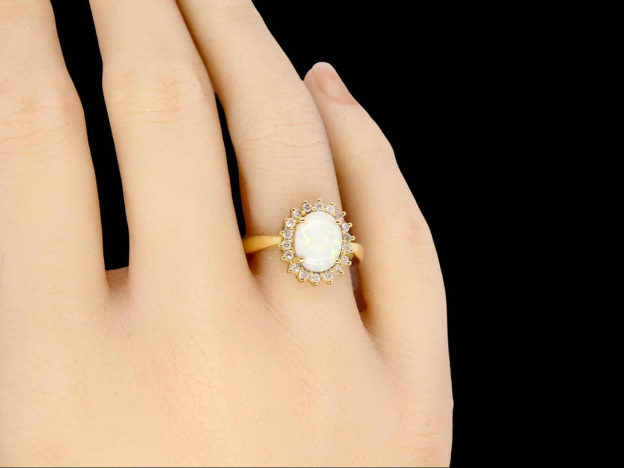  opal and diamond  ring