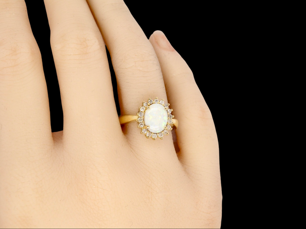  opal and diamond  ring