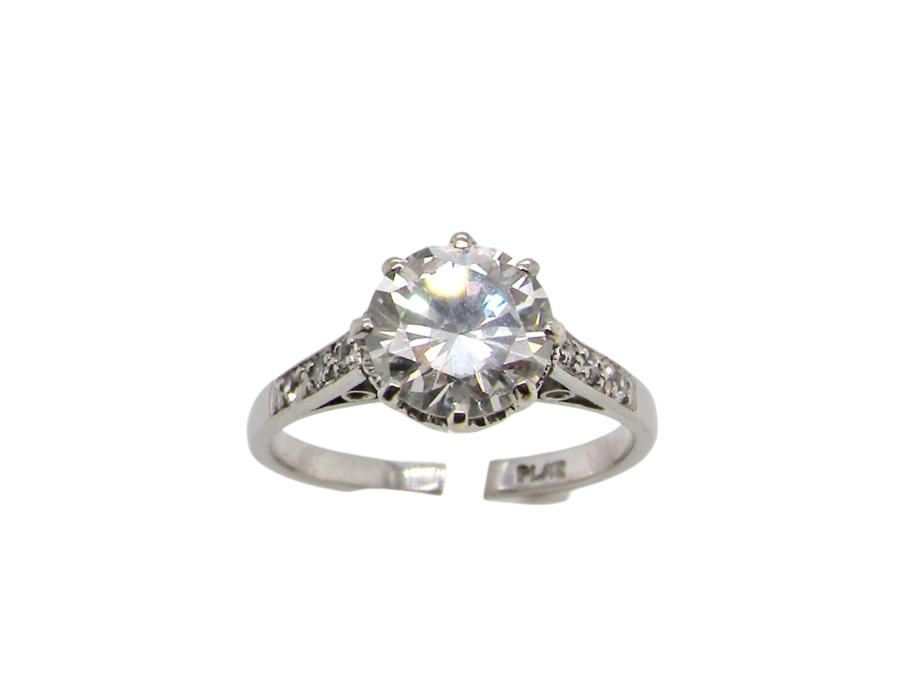 Solitaire ring