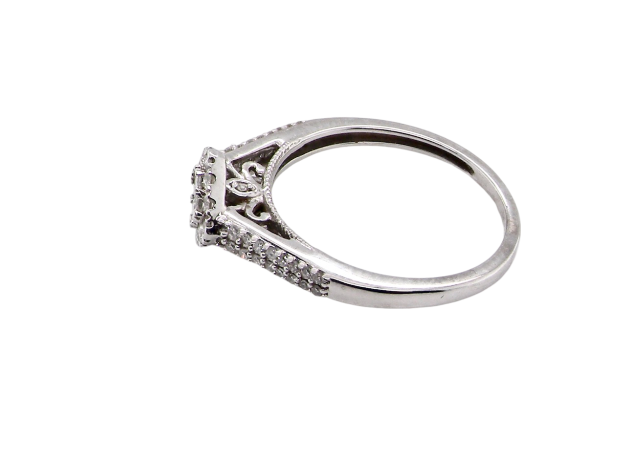 side view diamond cluster ring