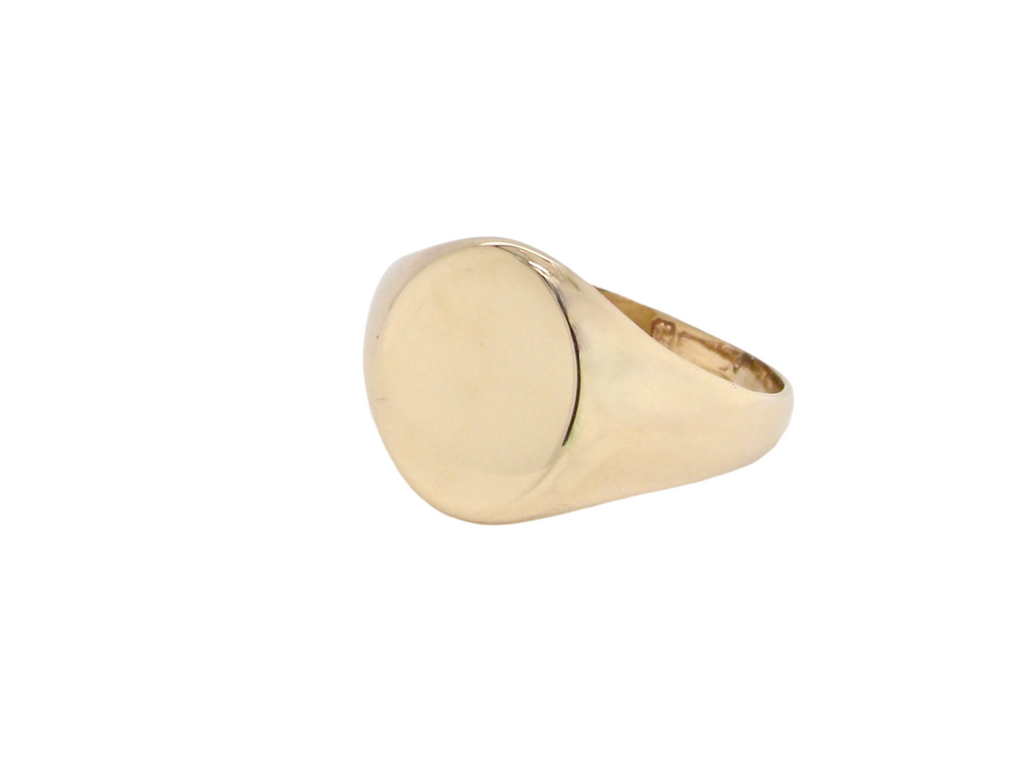 A man's plain signet ring