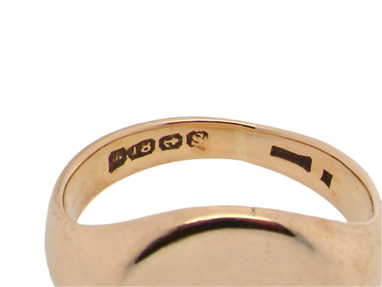  18 carat gold signet ring