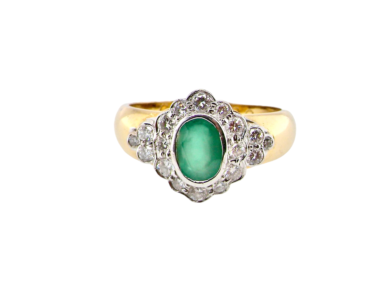 emerald cluster ring