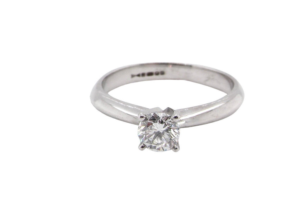 18 carat white gold diamond ring