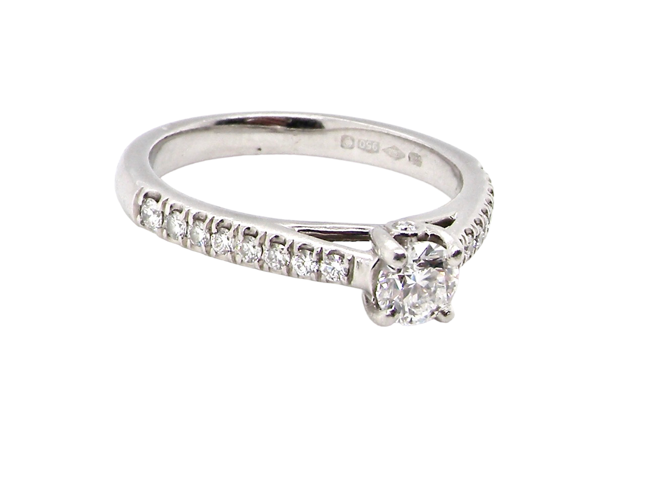 platinum solitaire diamond ring