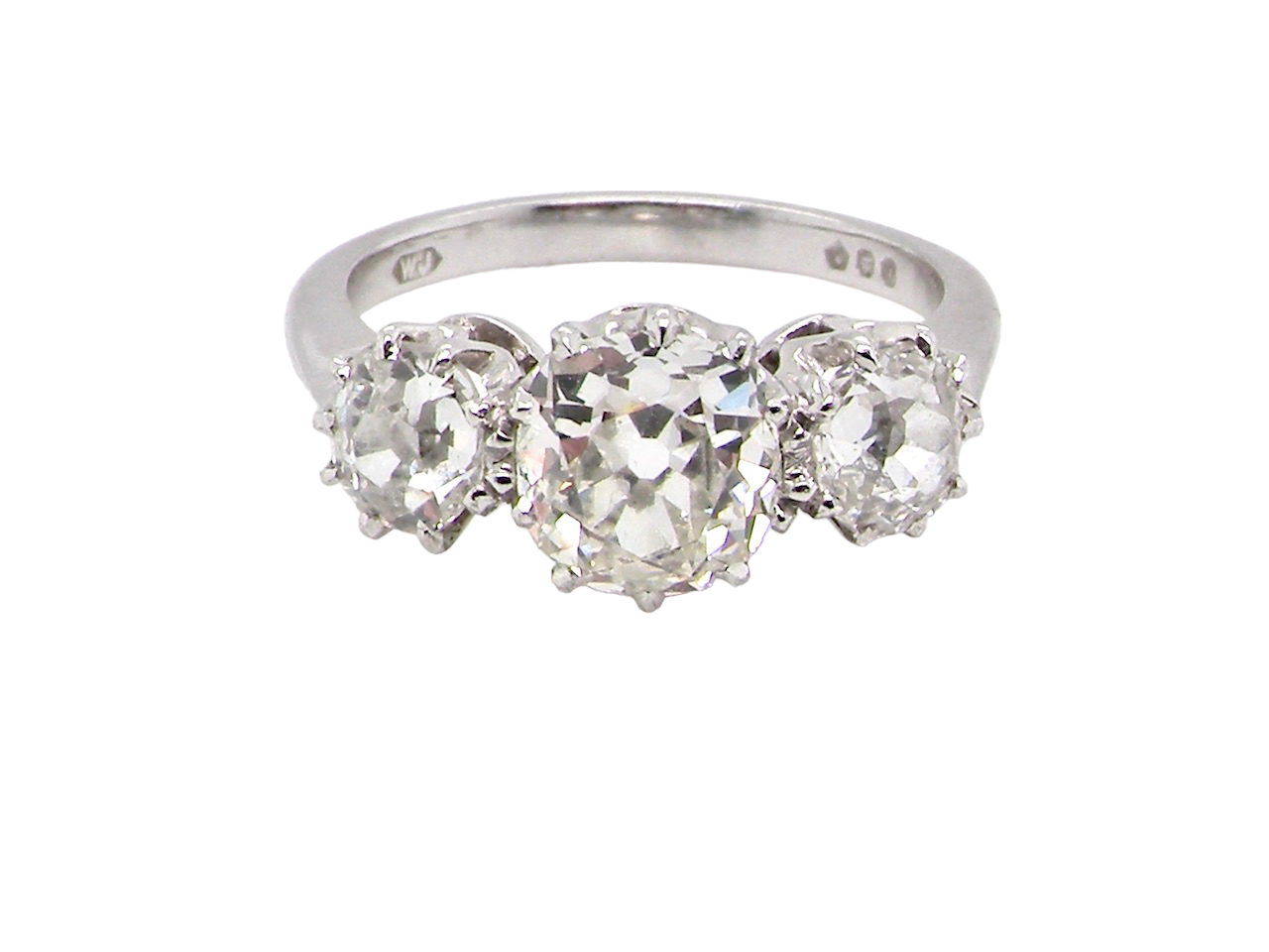 three stone diamond ring