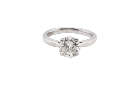 A solitaire diamond ring 1.73 carats