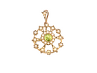 This piece features a&nbsp;6mm peridot at its centre, framed by a delicate border of fine seed pearls.