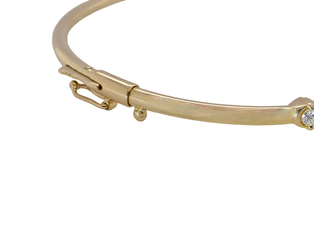 bangle