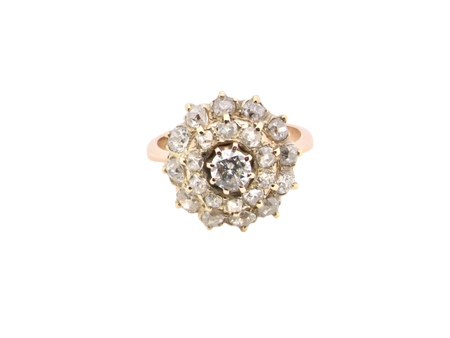 A fine Diamond Cluster Ring