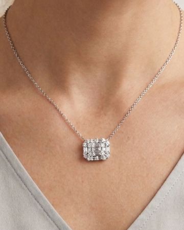 A white gold diamond cluster pendant-DIAMOND OFFER