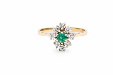 💚 An Emerald and Diamond Cluster Ring
