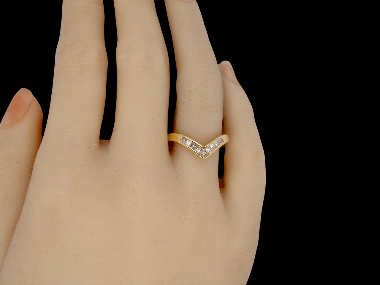 hand A Diamond wishbone ring